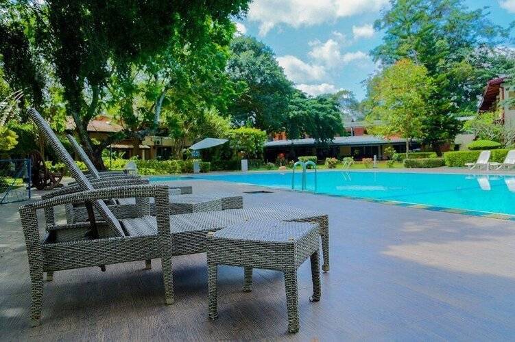 Miridiya Lake Resort