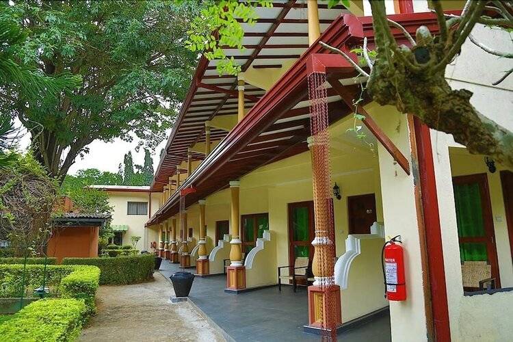 Miridiya Lake Resort