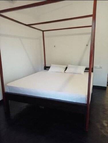 Surf & Relax Inn Arugambay