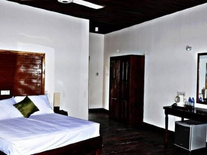 Hotel Naaval
