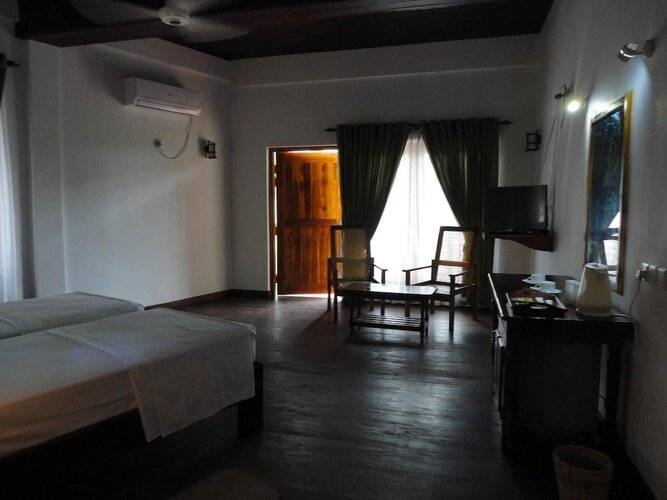 Hotel Naaval