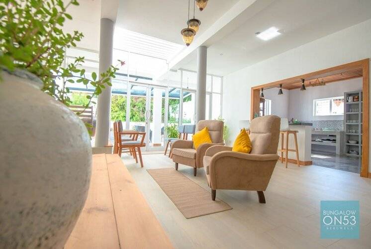 Bungalow On 53