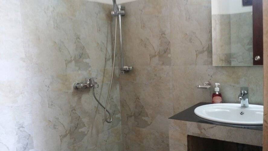 Airport Beach Villa