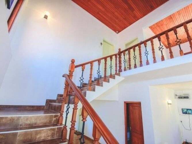 Una J Villa