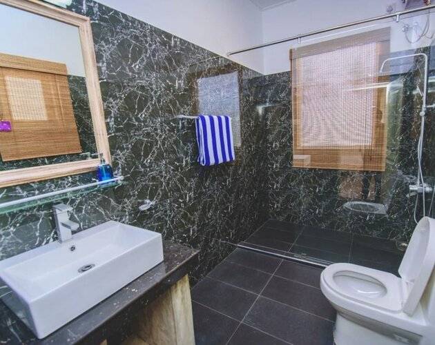 Una J Villa
