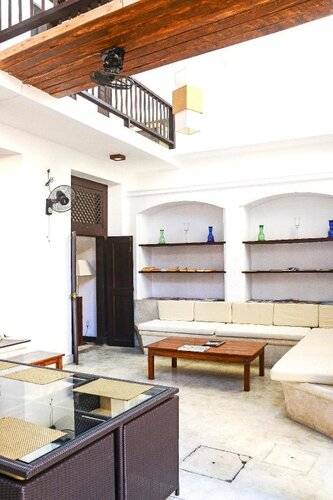 56 By Deco
