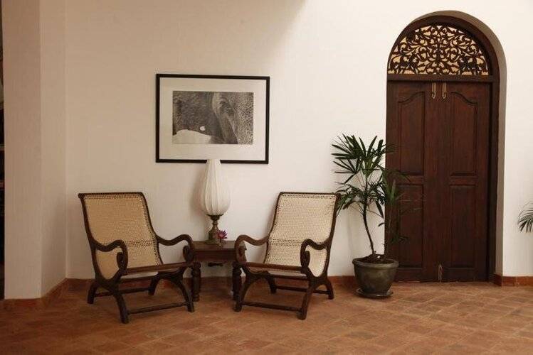 Mango House