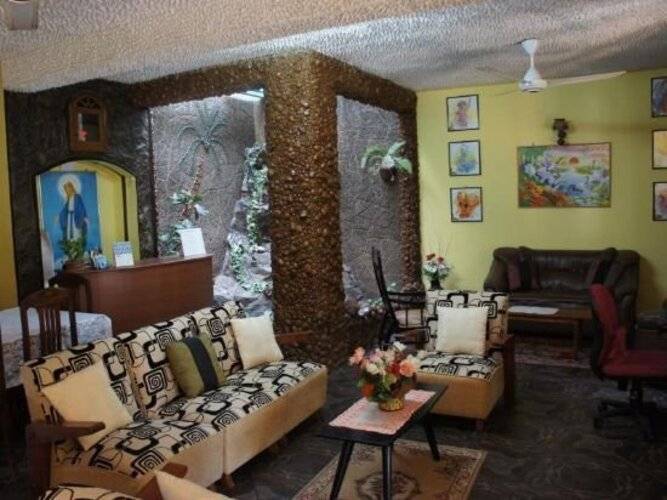 Colombo Lavinia Beach Hostel