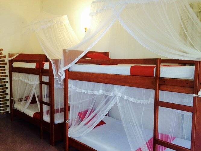 Colombo Lavinia Beach Hostel