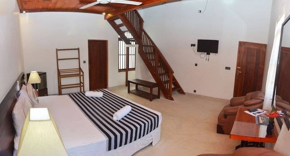 Surf Bay Villa
