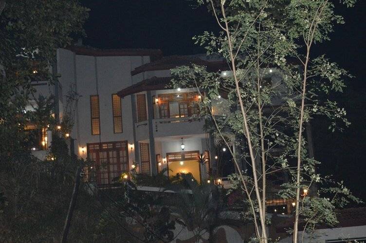 Elegante The Villa