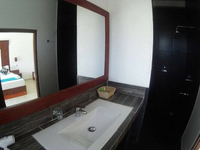 Sundaras Resort & Spa