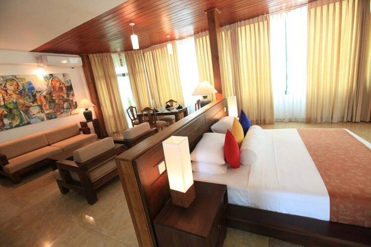 Amaara Sky Hotel