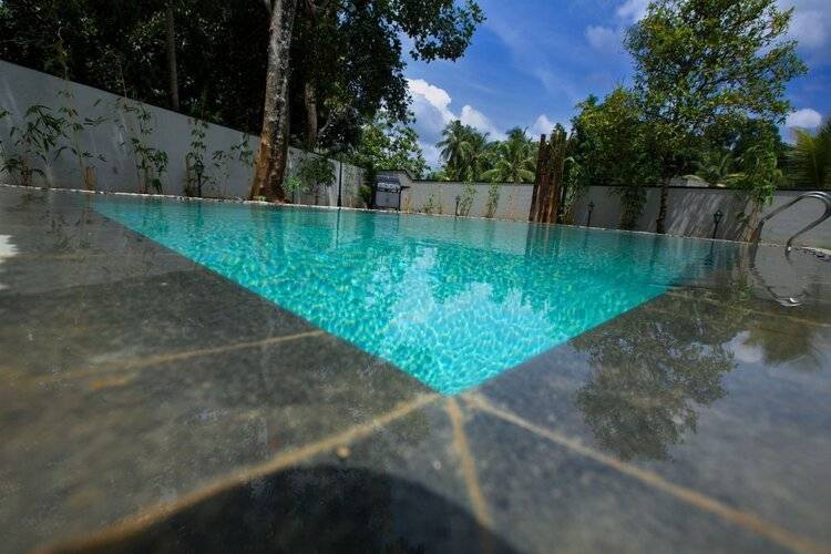 Clove Villa
