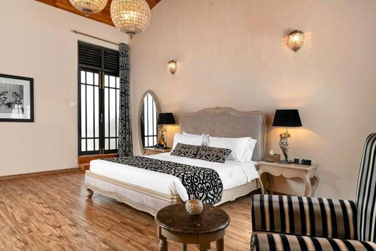 Clove Villa