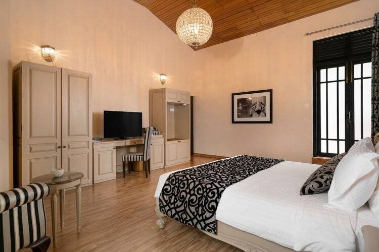 Clove Villa
