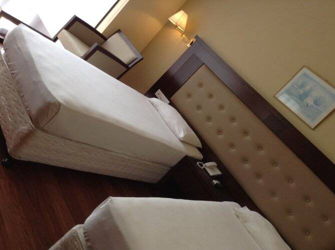 Devon Hotel