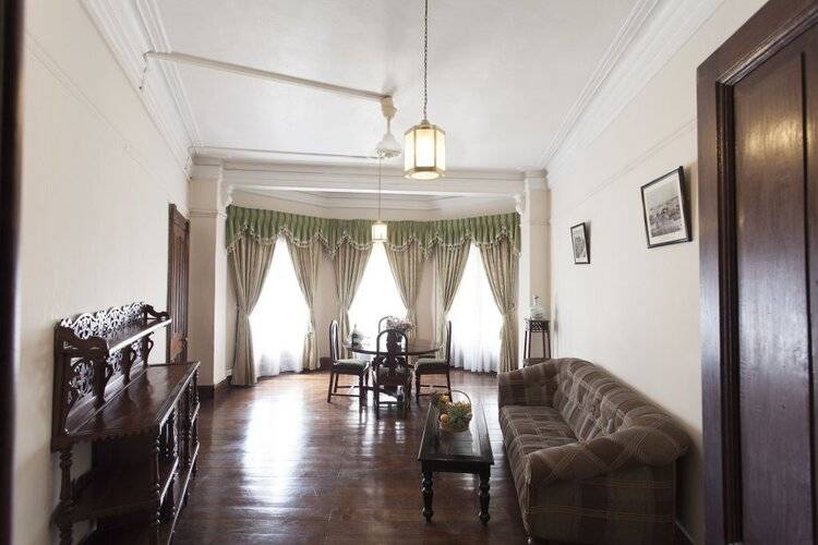 Queen's Hotel