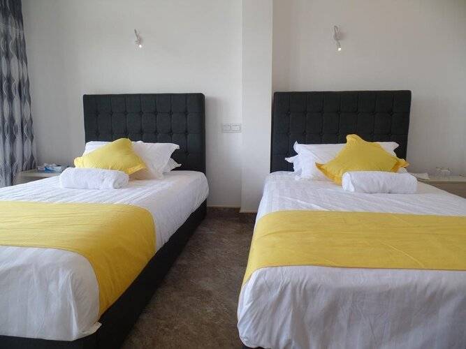 Kandyan Bluestar Villa