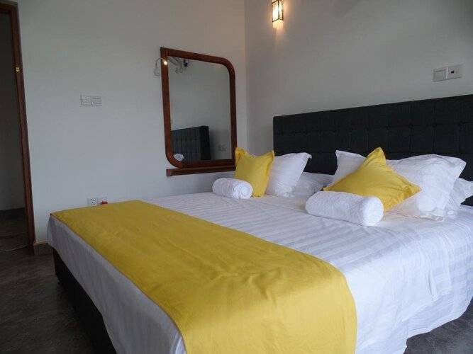 Kandyan Bluestar Villa