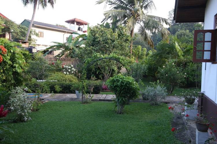 Manel Guesthouse