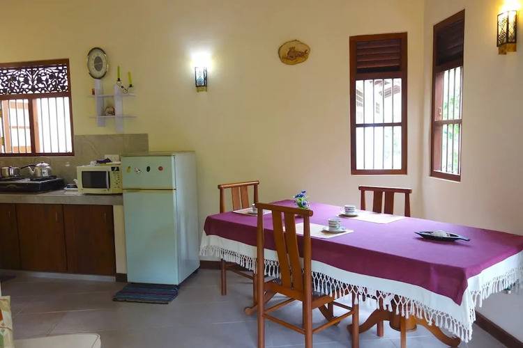 Manel Guesthouse