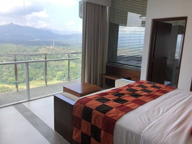 Mount Blue Kandy