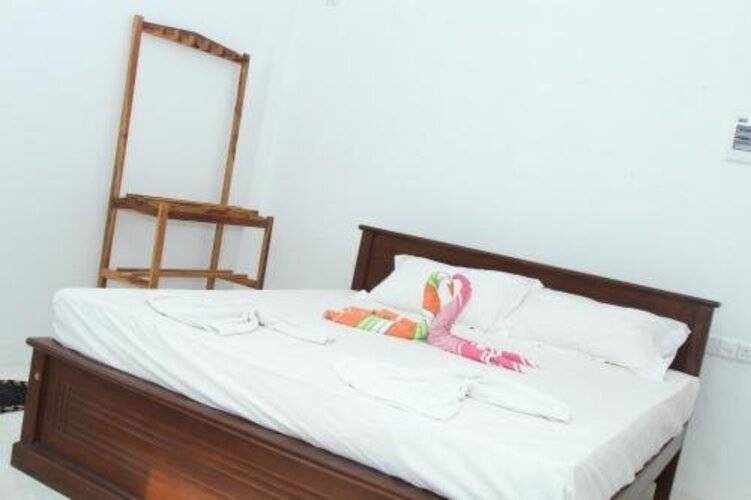 Alankuda Dolphin Village Hotel