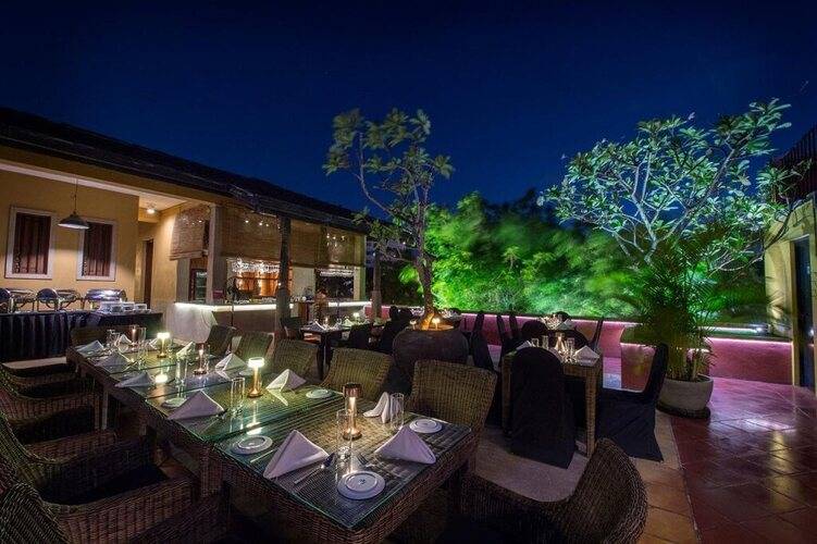 Zylan Luxury Villa