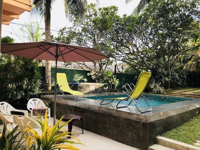 Sri Beach Bungalows And Villa