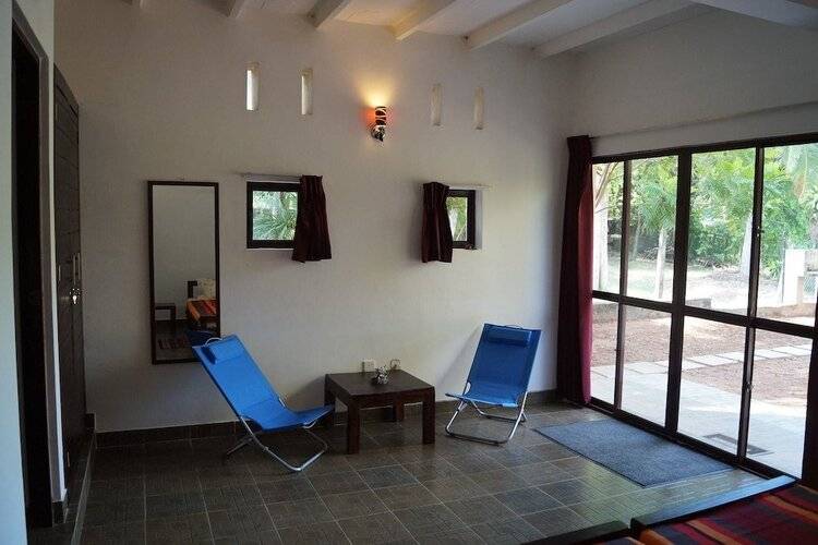 Sri Beach Bungalows And Villa