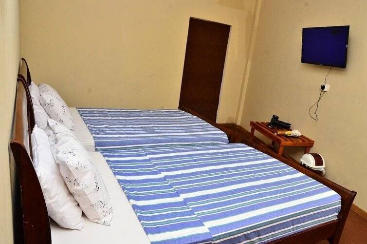 Deer Point Hotel Kandy