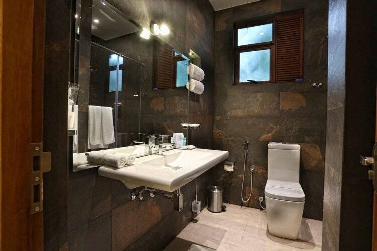 Rivora Residence