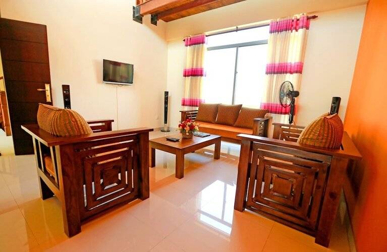 Apl Apartments