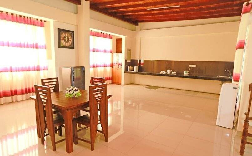 Apl Apartments