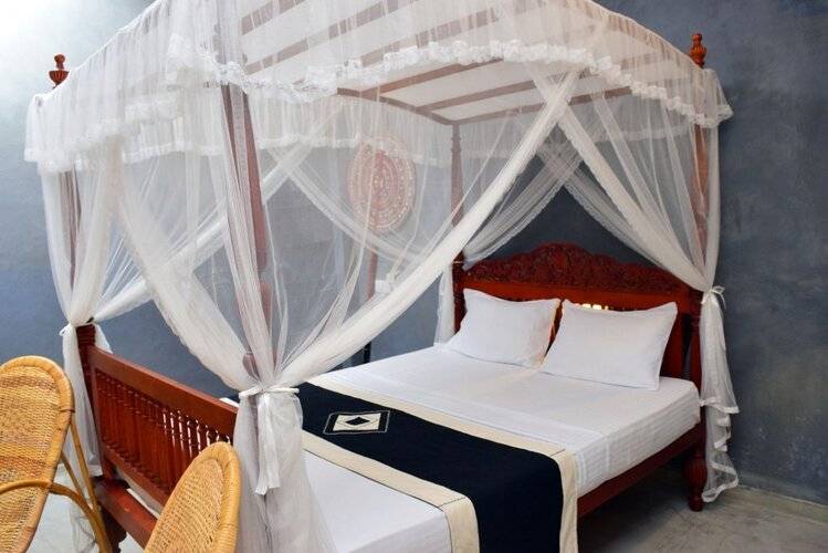 Guruge King's Island Resort