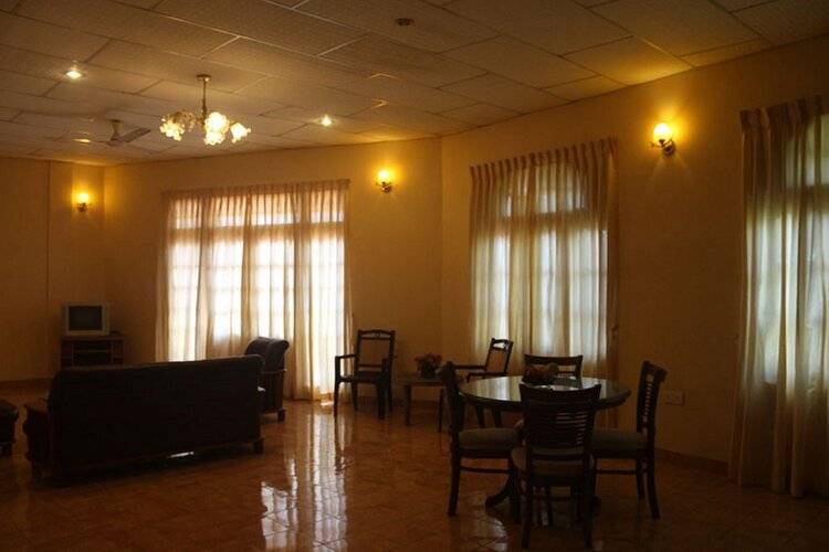 Hotel Red Rose