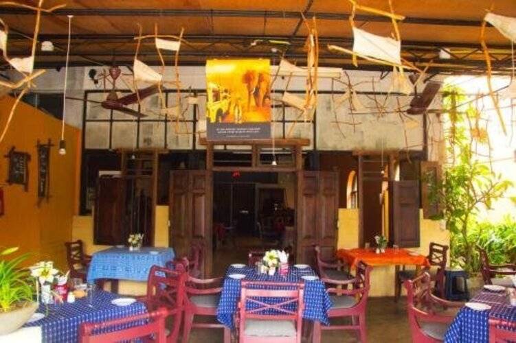 Sana's Beach Guesthouse And Restaurant