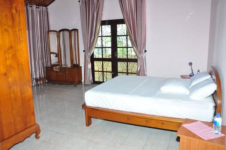 Sugandi Inn