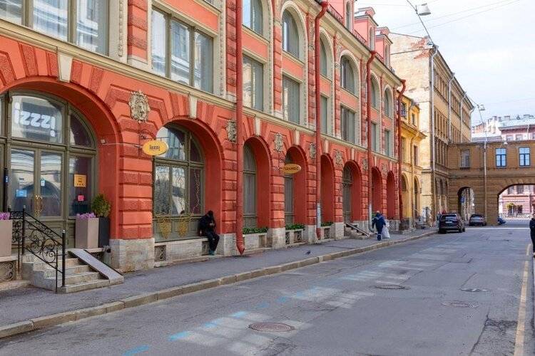 Izzzi На Банковском