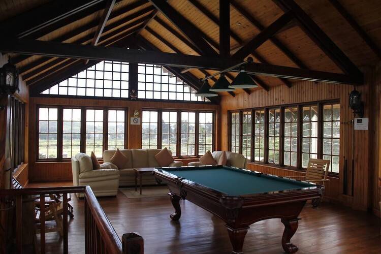 Alpine Hotel