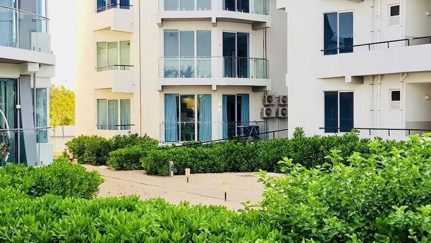 Beach Paradise By Oceanfront Condos