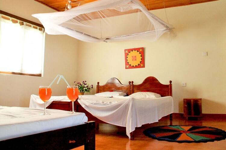 Nilaveli Crystal Blue Hotel