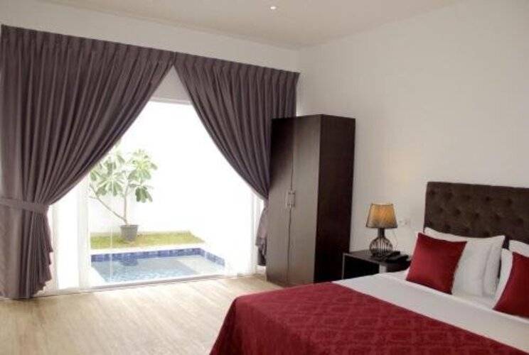 Daffodils Beach Negombo