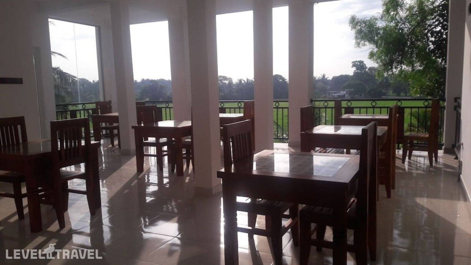 фотографии отеля Risenlak Holiday Resort в Шри-Ланка(Полоннарува) - фото №9