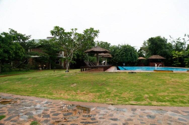Camellia Resort And Spa