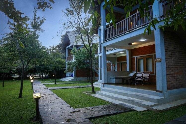 Elephas Resort & Spa