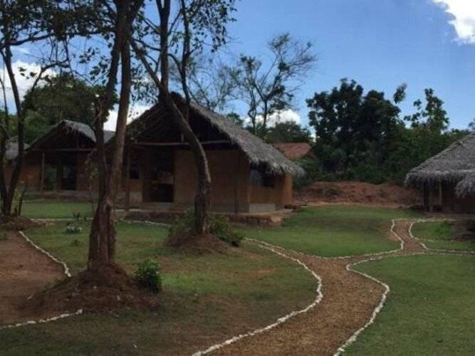 Cloudz Sigiriya (Green Ayurvedic Resort)
