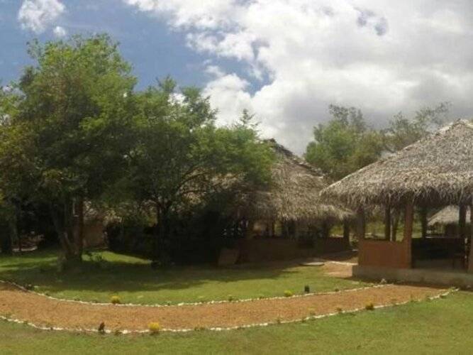Cloudz Sigiriya (Green Ayurvedic Resort)