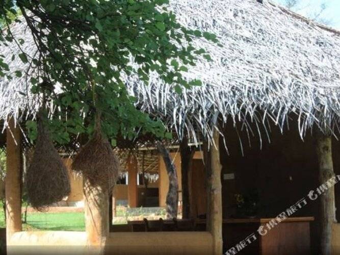 Cloudz Sigiriya (Green Ayurvedic Resort)